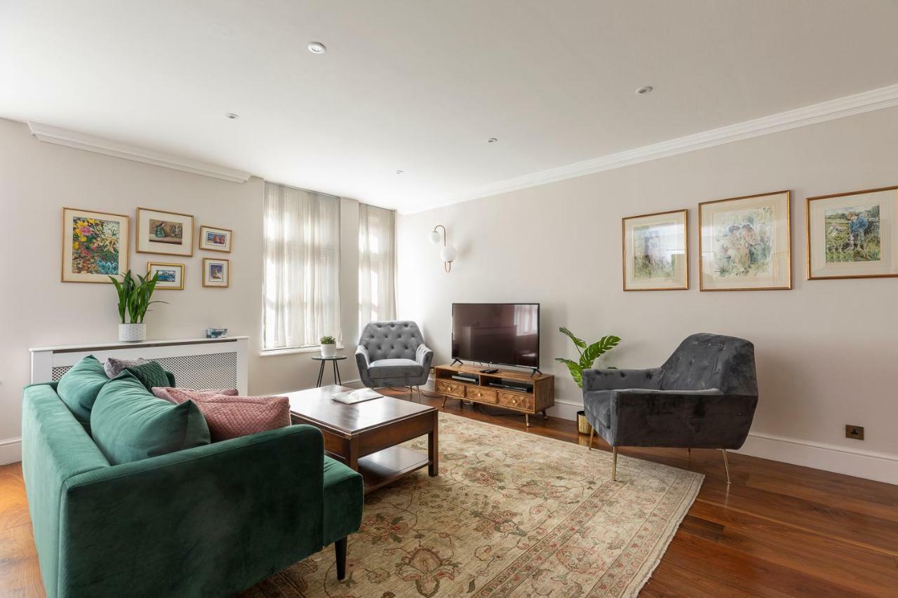 Joivy Beautiful 2 Bed Apt In The Heart Of Mayfair, Close To Tube Apartment ลอนดอน ภายนอก รูปภาพ